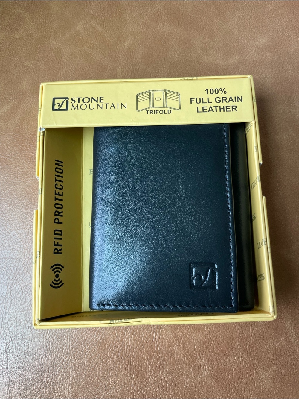 New Stone Mountain Men's Leather Wallet - Trifold - RFID Protection - Black NWT